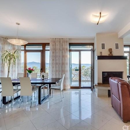 Villa Niko Kožino Exteriör bild