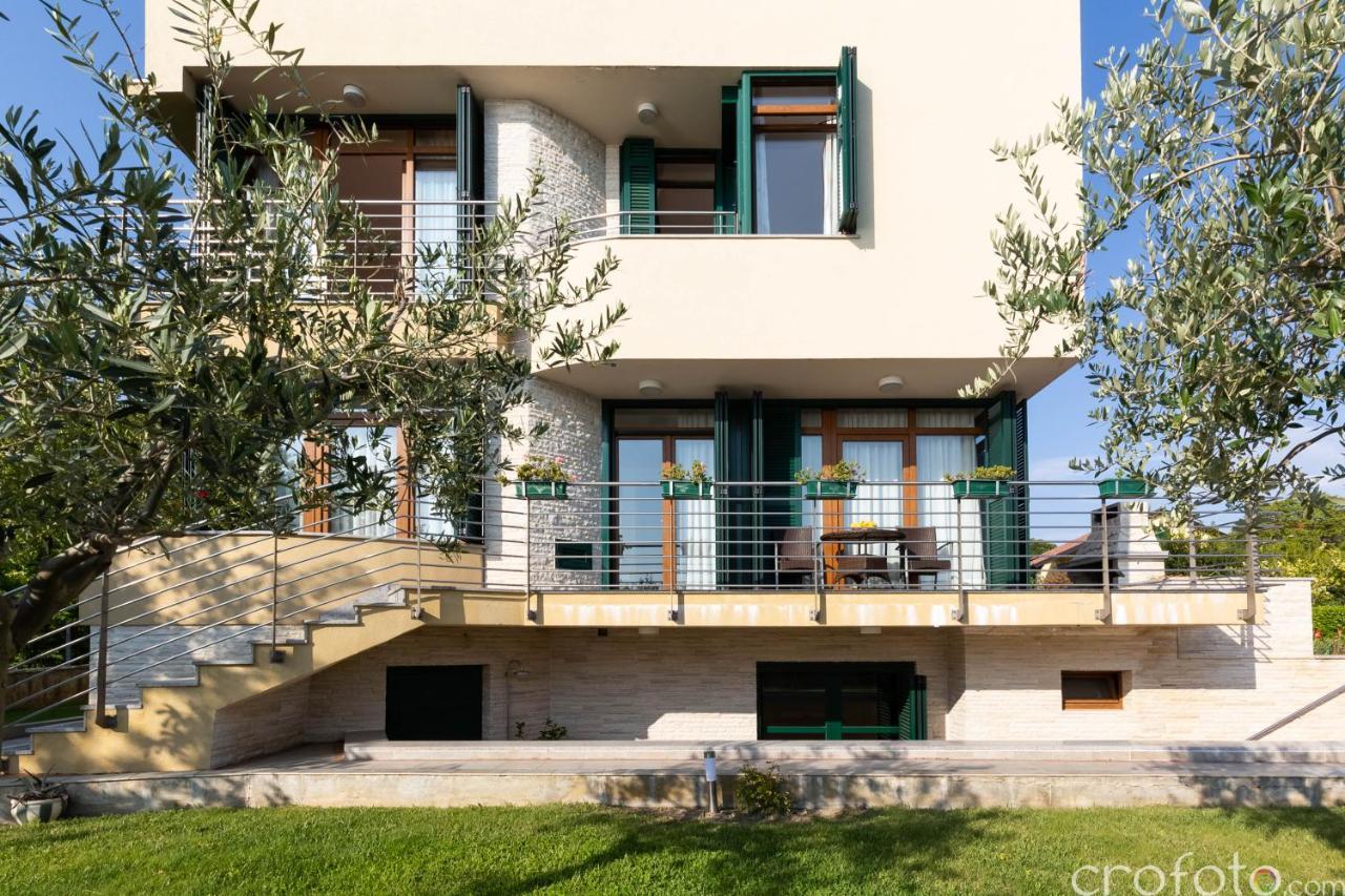 Villa Niko Kožino Exteriör bild