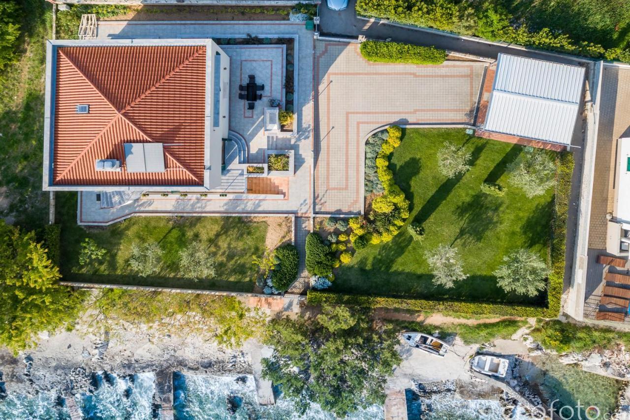 Villa Niko Kožino Exteriör bild